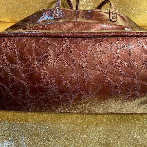 Large Brown KYA Shoulder Bag with Large Design - Picture 4 of 6